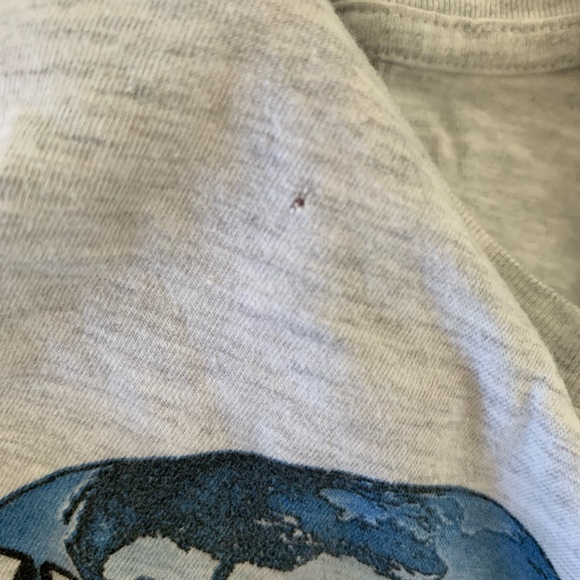 grey tshirt - Picture 3 of 4